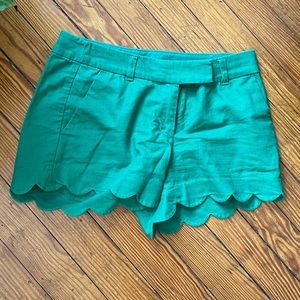 J by J Crew Kelly green scalloped shorts